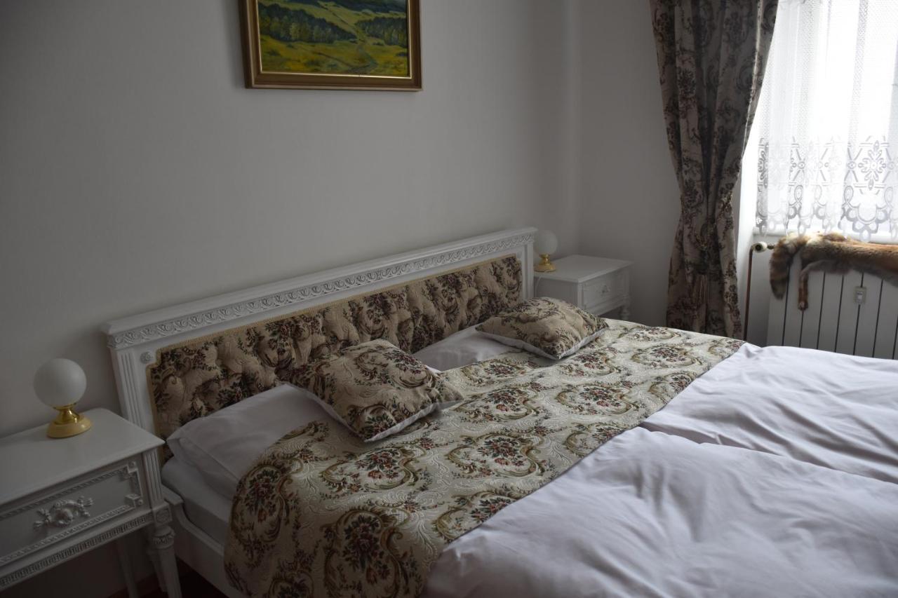 Lovecky Apartman Na Namesti Ve Frenstate Pod Radhostem Frenštát pod Radhoštěm Kültér fotó