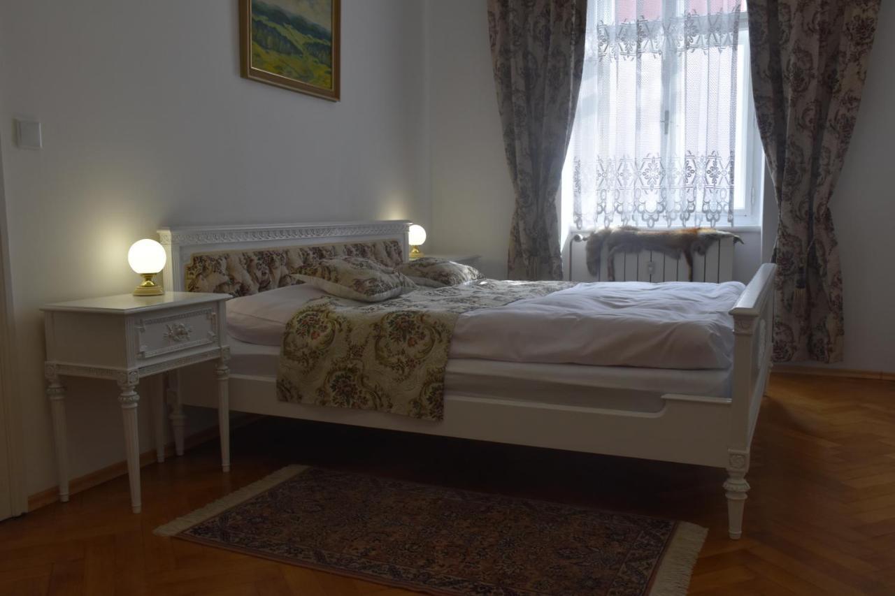 Lovecky Apartman Na Namesti Ve Frenstate Pod Radhostem Frenštát pod Radhoštěm Kültér fotó