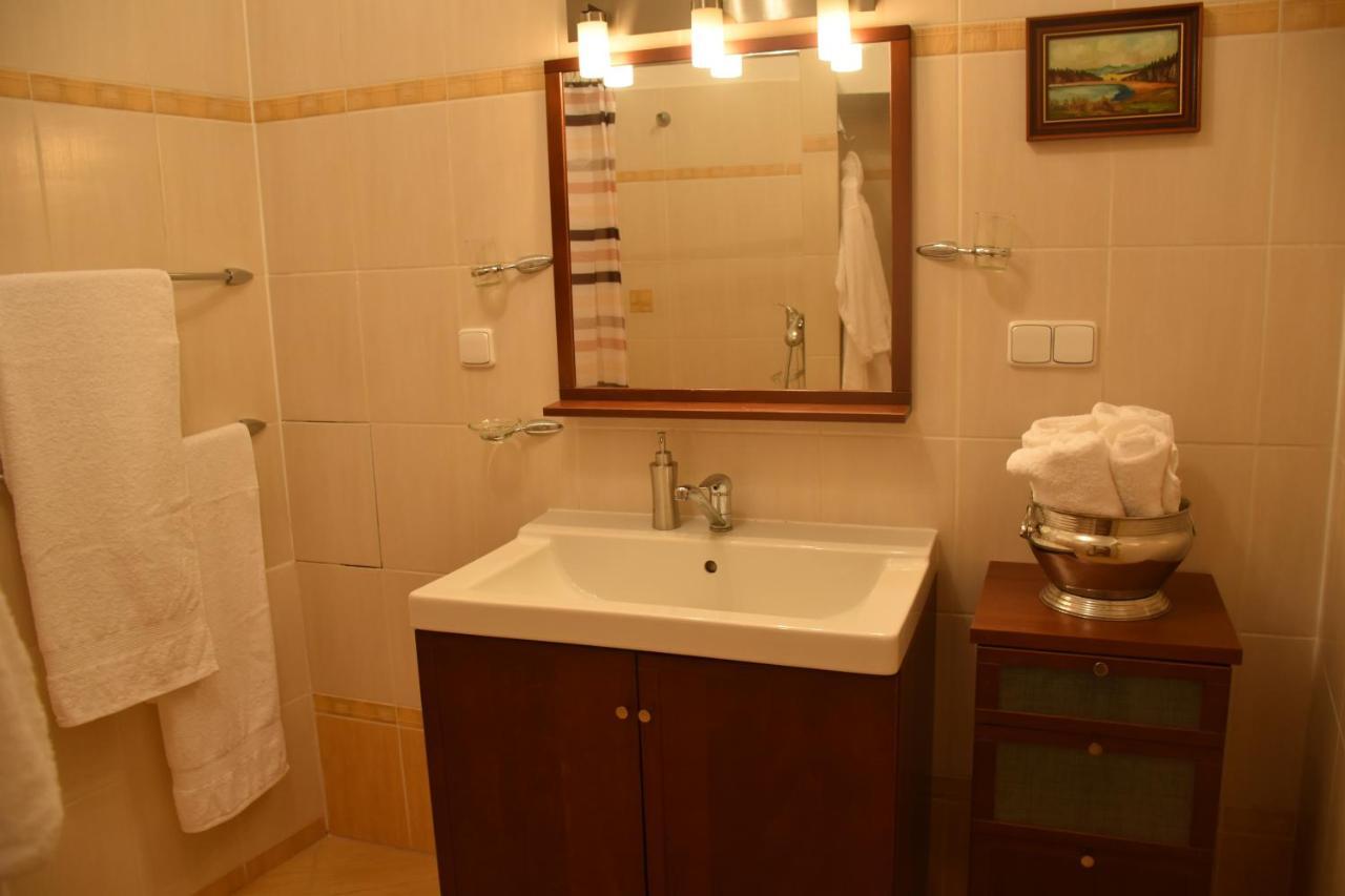 Lovecky Apartman Na Namesti Ve Frenstate Pod Radhostem Frenštát pod Radhoštěm Kültér fotó