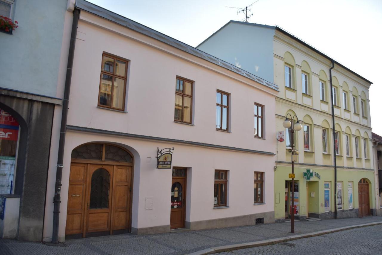 Lovecky Apartman Na Namesti Ve Frenstate Pod Radhostem Frenštát pod Radhoštěm Kültér fotó